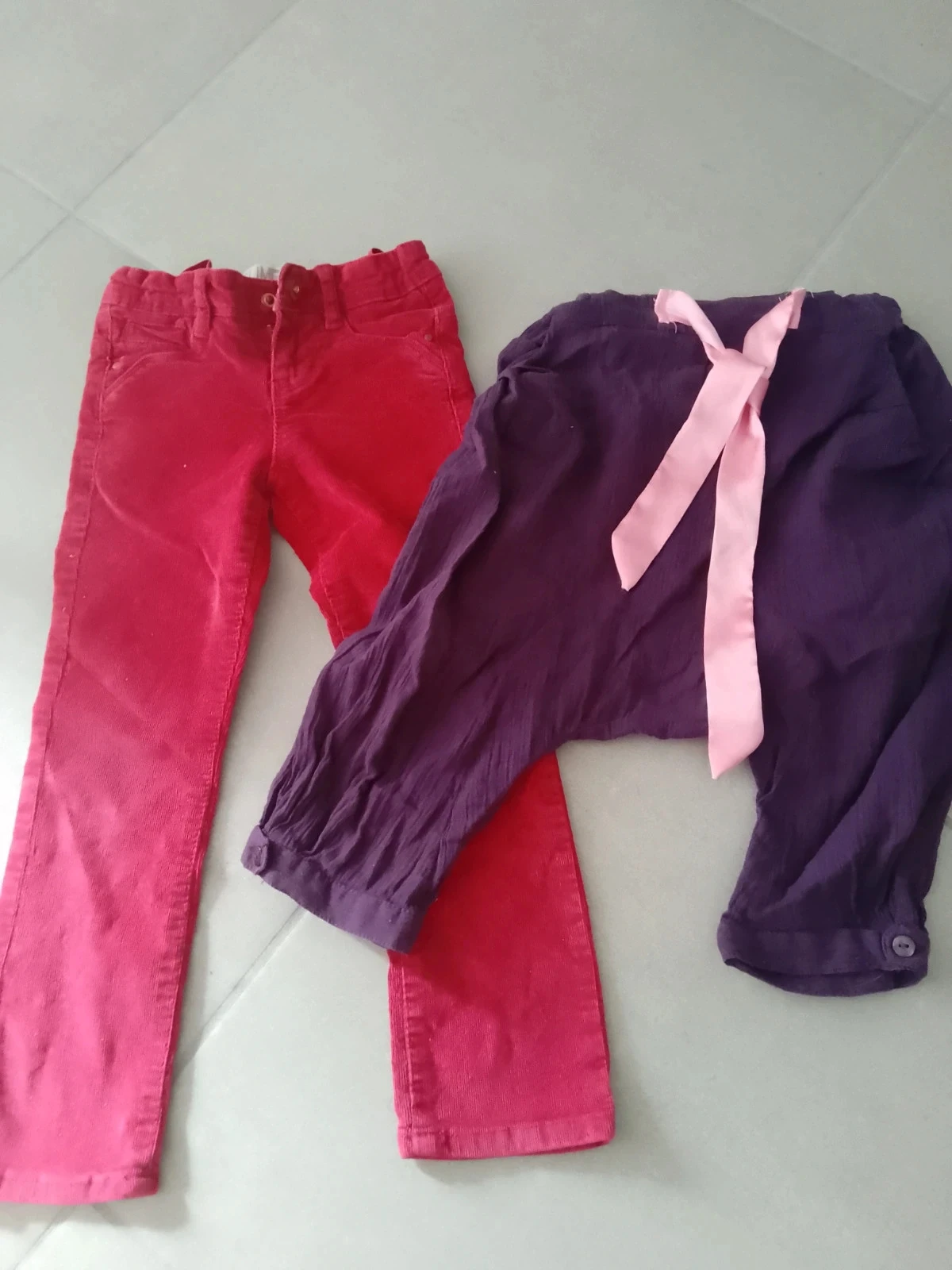 Lot de 2 pantalons filles 4/5 ans